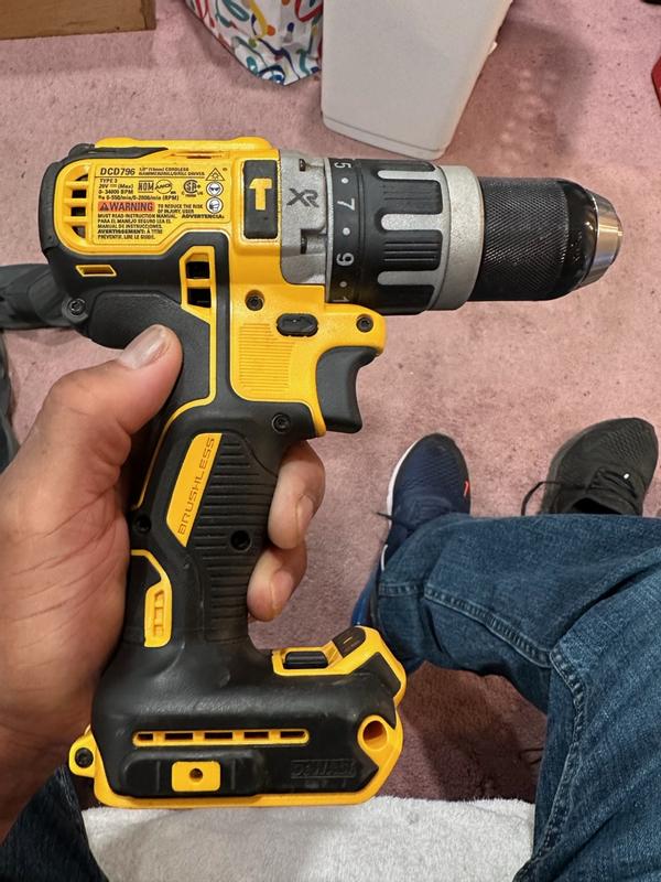 WEN 20-Volt Max Brushless Cordless 1/2 in. Hammer Drill and Driver