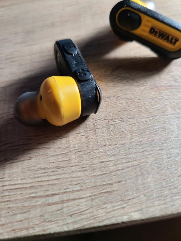 Pro X1 Jobsite True Wireless Earbuds With Charging Case DEWALT