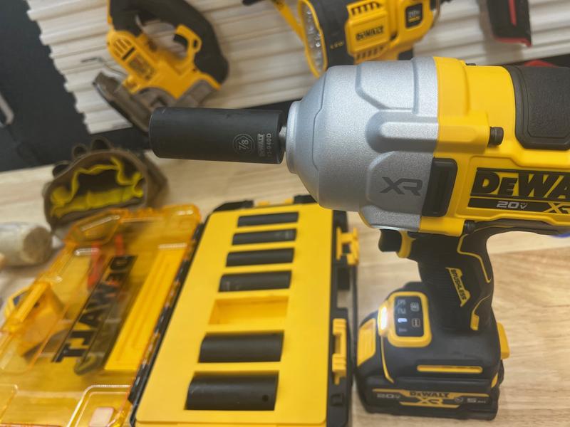 DeWalt DCF900B 20V MAX XR Lithium-Ion Cordless 1/2" High Torque Hog