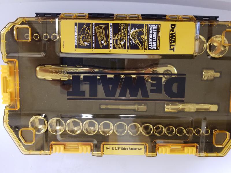 34 pc. 1/4 in. and 3/8 in. Drive Socket Set | DEWALT