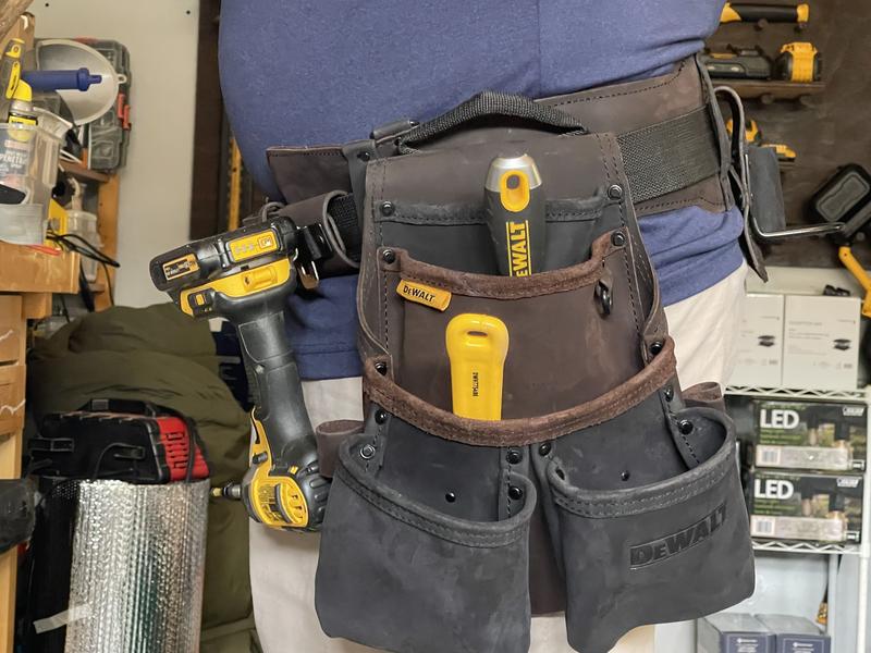 DEWALT Open Structure Premium Nubuck Leather Tool Belt, 18 Pockets