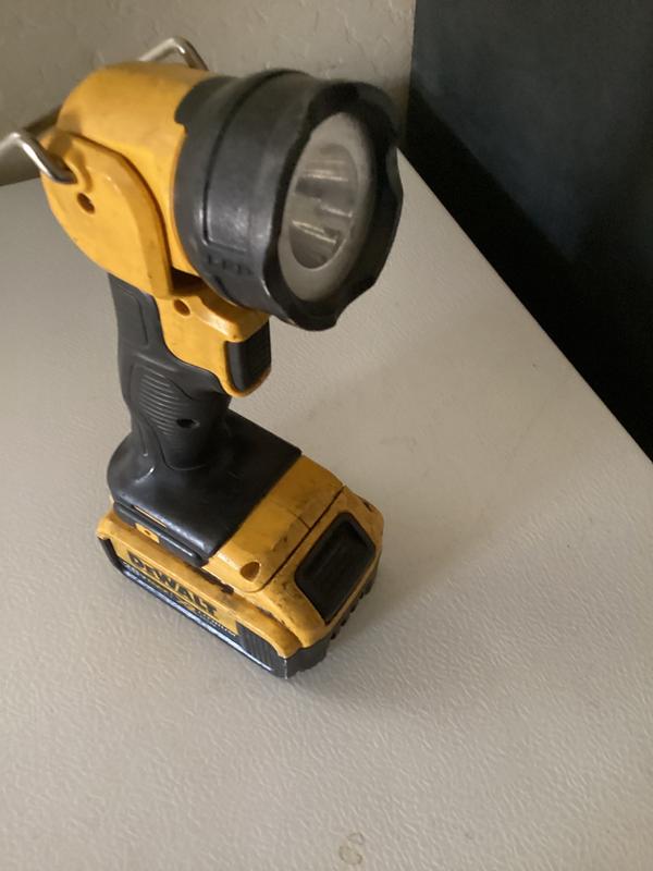 Dewalt DCL040-XJ XR Lampe de poche rotative 18 V sans chargeur