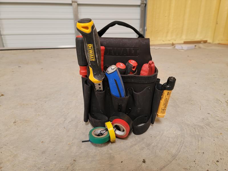 Electrician Leather Tool Pouch DEWALT