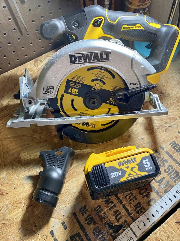 Dewalt circular saw discount dust port adapter