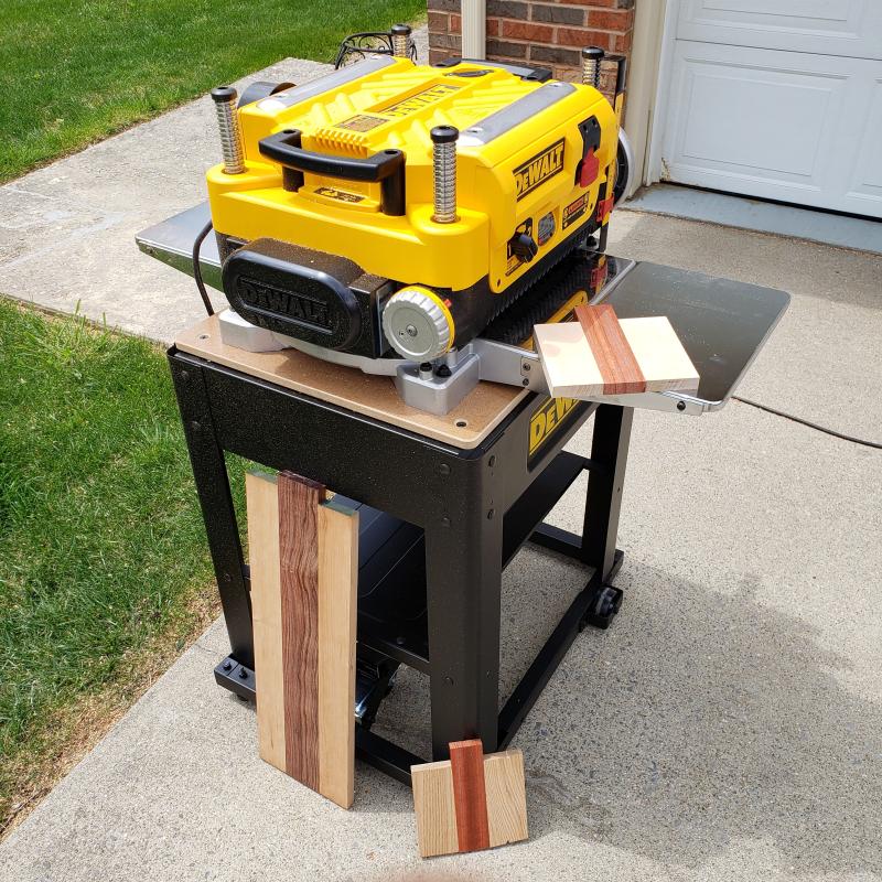 Dewalt 735x store with stand