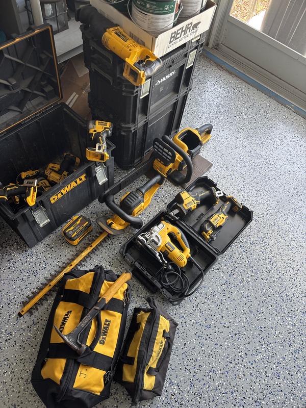 ATOMIC™ 20V MAX* Brushless Cordless Oscillating Multi-Tool