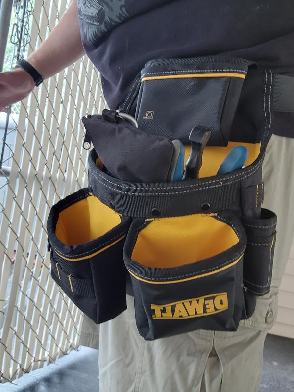 Dewalt nail outlet pouch