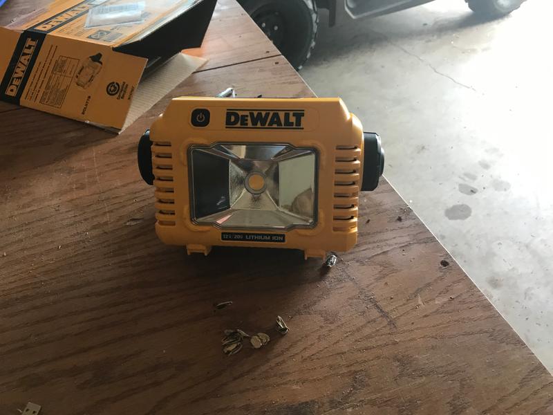 12V 20V MAX Compact Task Light DEWALT