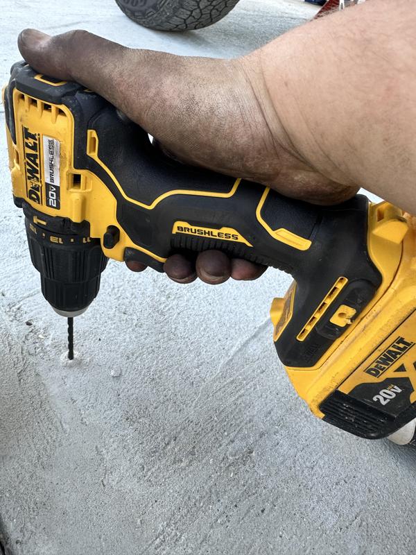 20V MAX* Brushless Cordless 1/2 in. Hammer Drill Kit | DEWALT