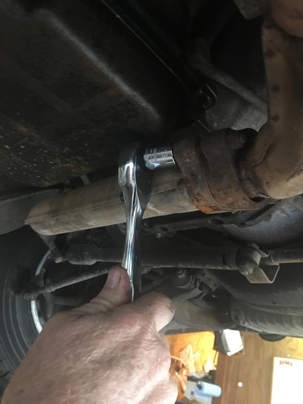 More rusty bolts..... no problem