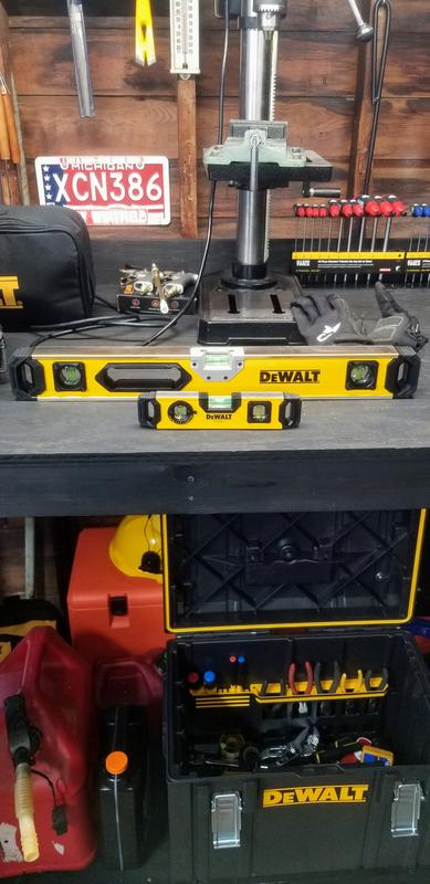Dewalt 24 & 9 inch bubble levels.
