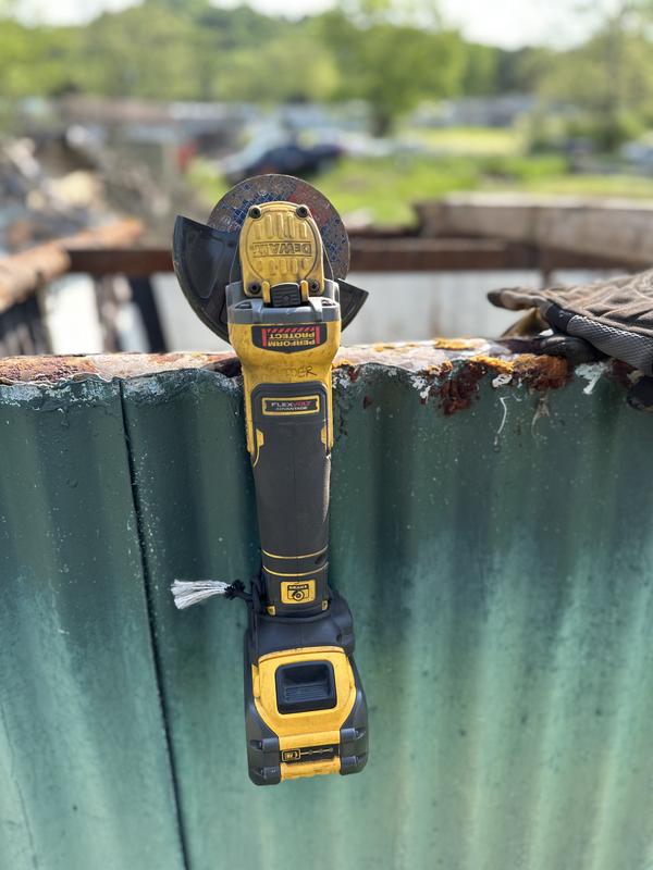 Dcg415w1 dewalt deals