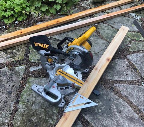 Dewalt cordless deals radial arm saw