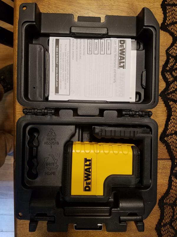 NEW DEWALT DW08302 100-Feet Self-Leveling 3 Beam Laser Pointer with  Batteries