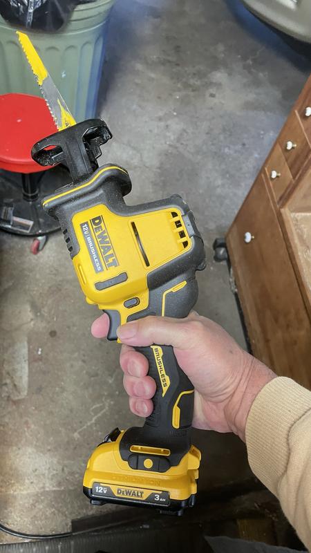 12 volt discount dewalt reciprocating saw