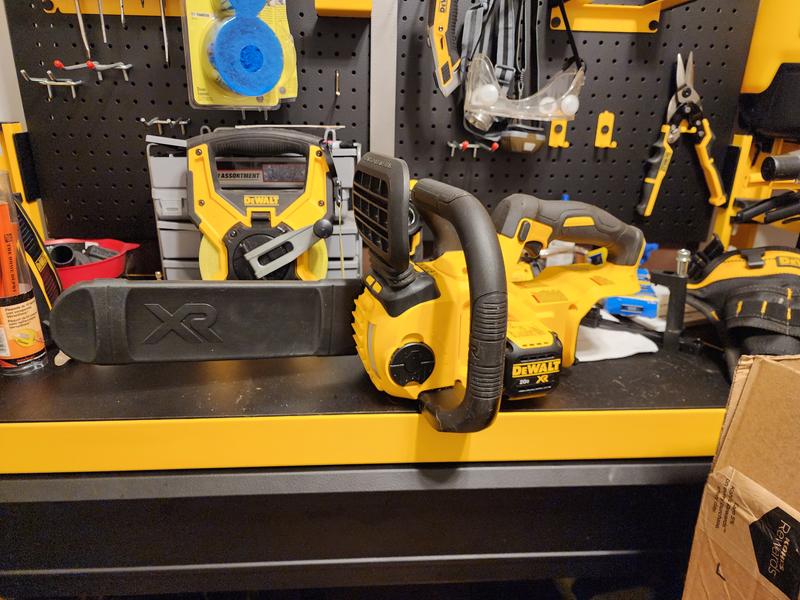 Fleet farm dewalt online chainsaw