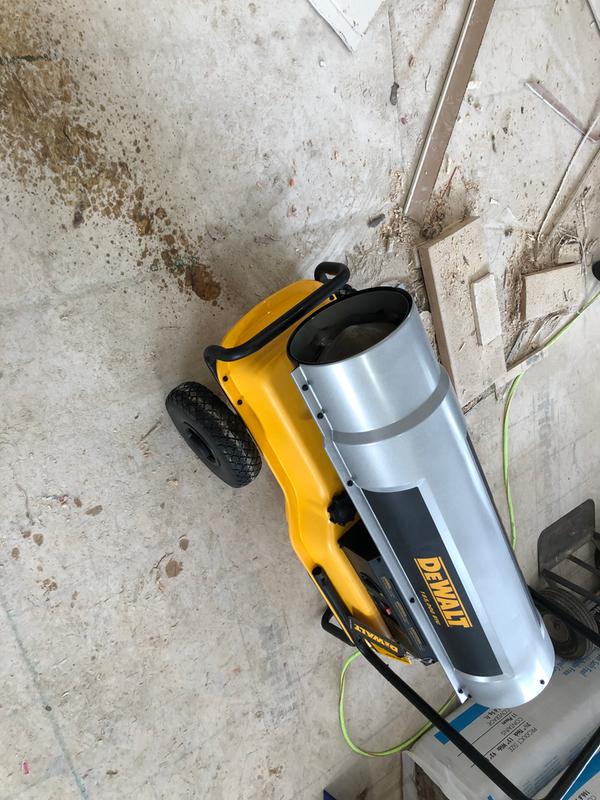 Electric Forced Dewalt Dxh330 Dewalt Heater DeWALT KW Foced Ai - Main Image