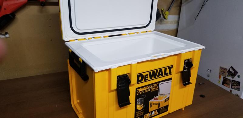 Dewalt toughsystem radio best sale and toughsystem cooler combo