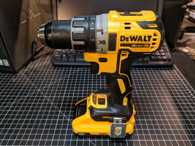 TALADRO DEWALT XR 20V DCD791 