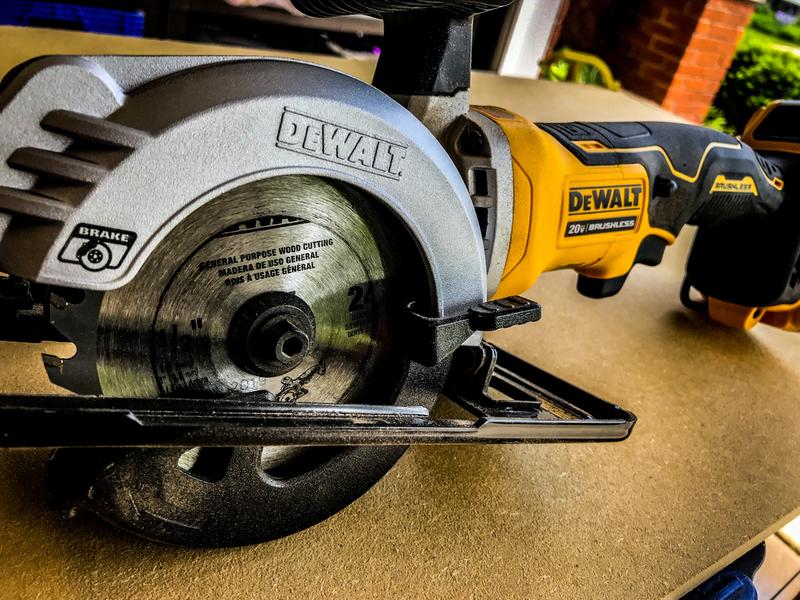 DEWALT DCS571B Atomic 20V Max Brushless 4 1/2 Cordless Circular Saw (Tool  Only)