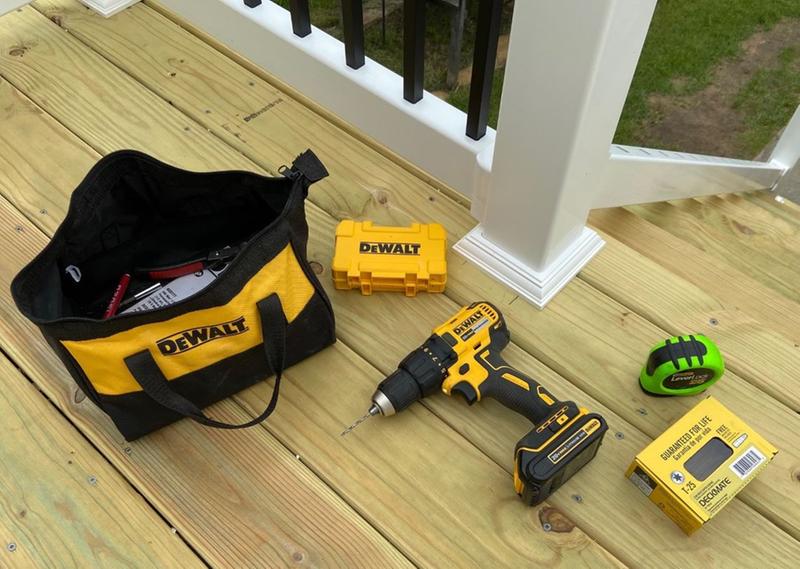 ATOMIC 20V MAX Brushless Compact 1 2 in. Drill Driver Kit DEWALT