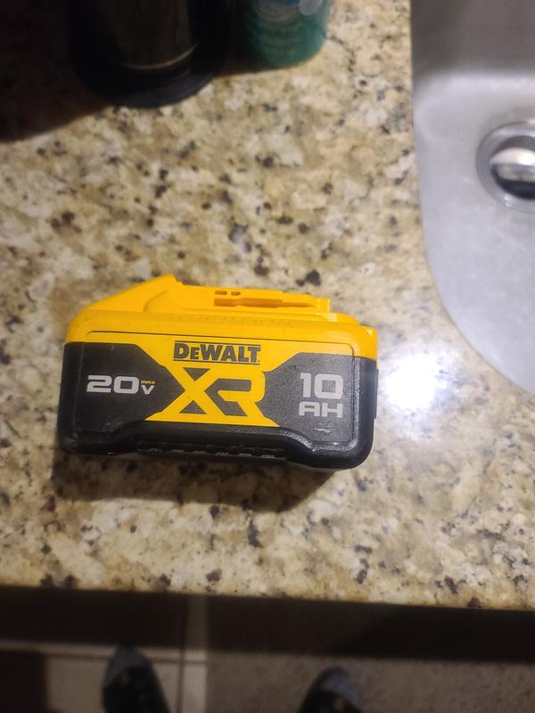 Dewalt 10ah battery hot sale