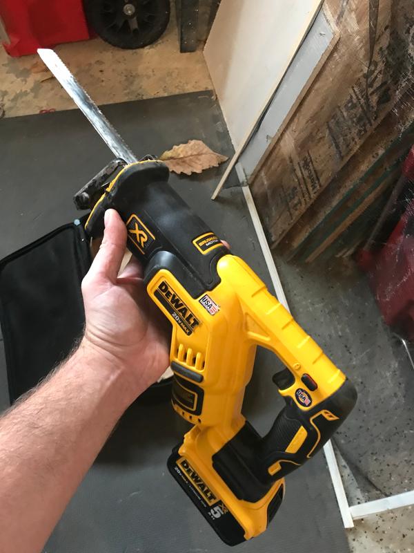 Dewalt sawzall best sale xr 20v