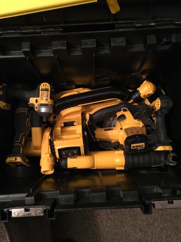 DEWALT 20V MAX Cordless 10 Tool Combo Kit with (2) 20V 2.0Ah Batteries,  Charger, and Bag DCK1020D2 - The Home Depot