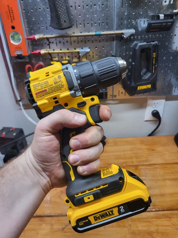 ATOMIC 20V MAX Brushless Cordless 1 2 in. Drill Driver Kit DEWALT