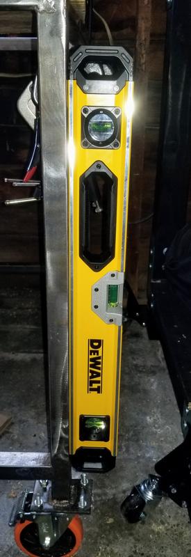 Dewalt box beam store level set