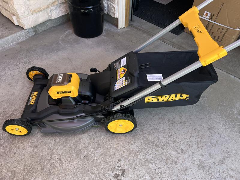 DEWALT 60V MAX Cordless Brushless RWD Self Propelled Mower Kit DEWALT