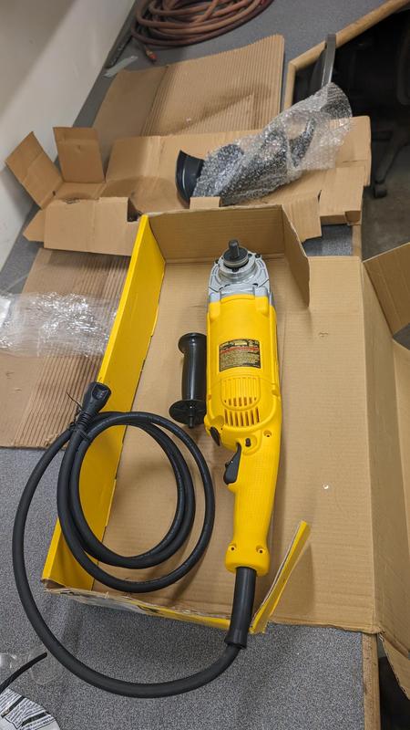 7 in. 9 in. 180mm 230mm 5.3 HP Angle Grinder DEWALT
