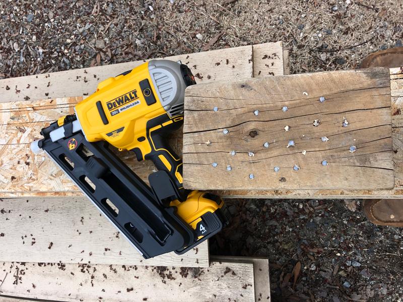 Dewalt 20 volt framing nail online gun