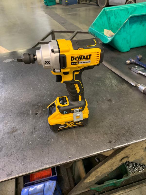 Made in USA Dewalt DCF894HB 1/2 Mid Range Impact Wrench Hog Ring New