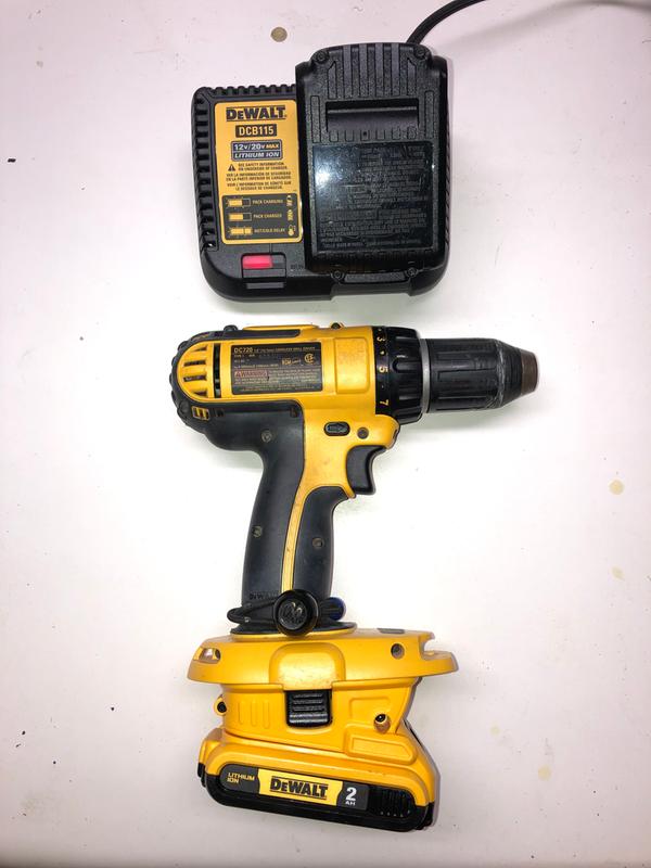 Dewalt 18v to online 20v adaptor