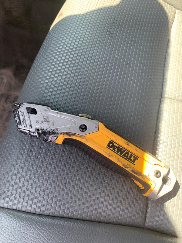 Retractable Utility Knife DEWALT