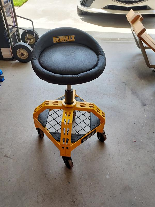 Garage chair with discount wheels