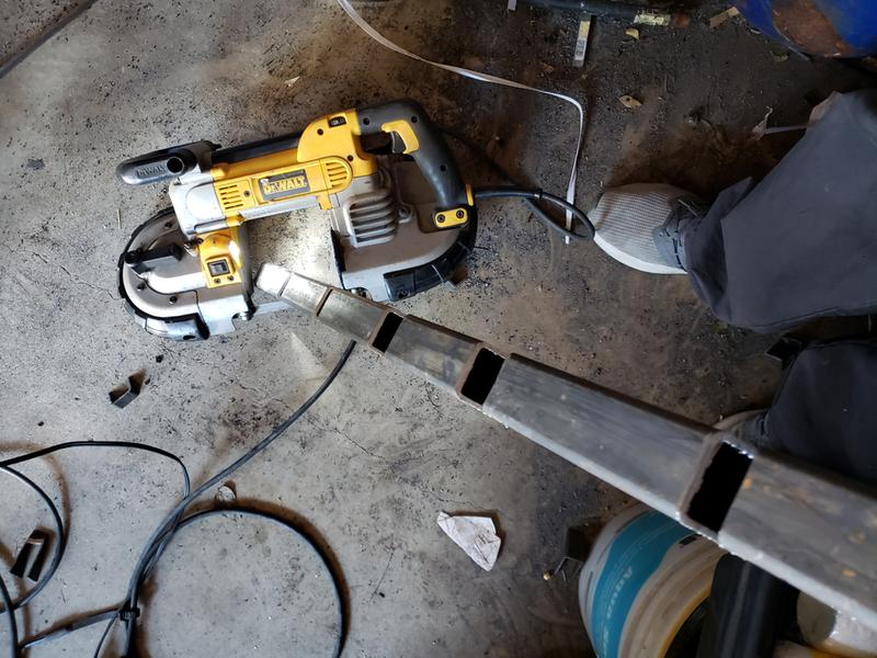 Dewalt deep deals cut band saw