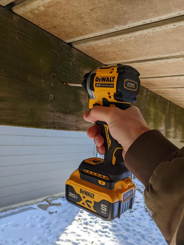 Atornillador De Impacto Atomic Dewalt Dcf850b E.o.