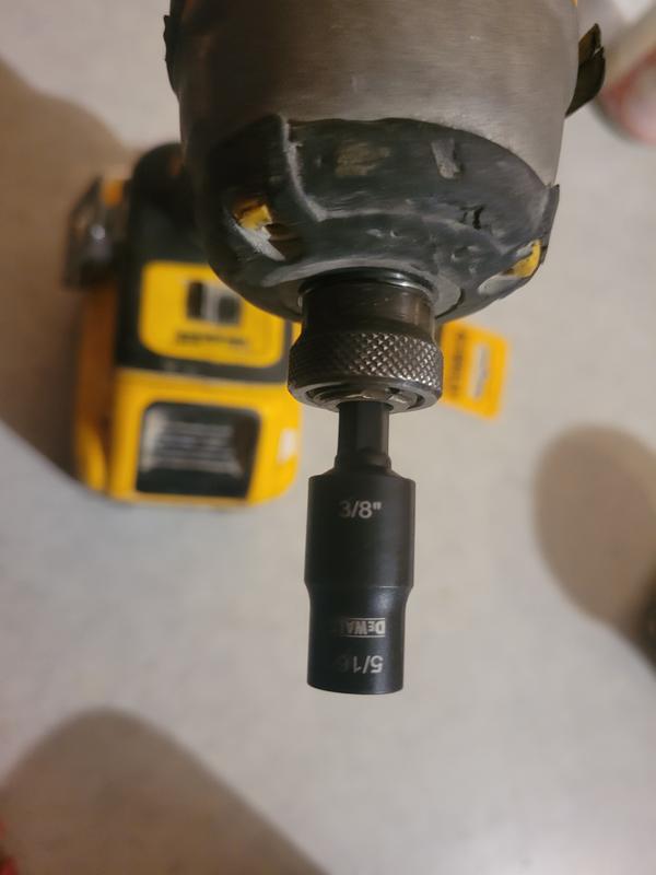 thumbnail image 2 of DEWALT FLEXTORQ 2-in-1 Socket & Extension - 5/16 & 3/8 SAE Nut Driver 2 of 10