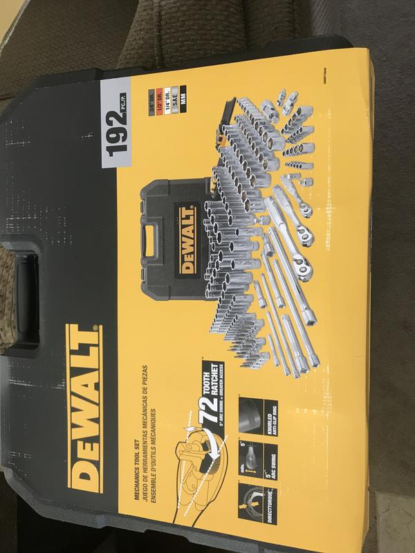 DeWalt DWMT75049 192-Piece Mechanics Tool Set