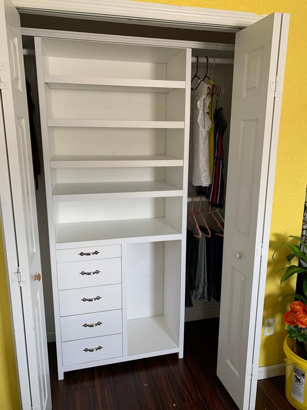 Kids closet