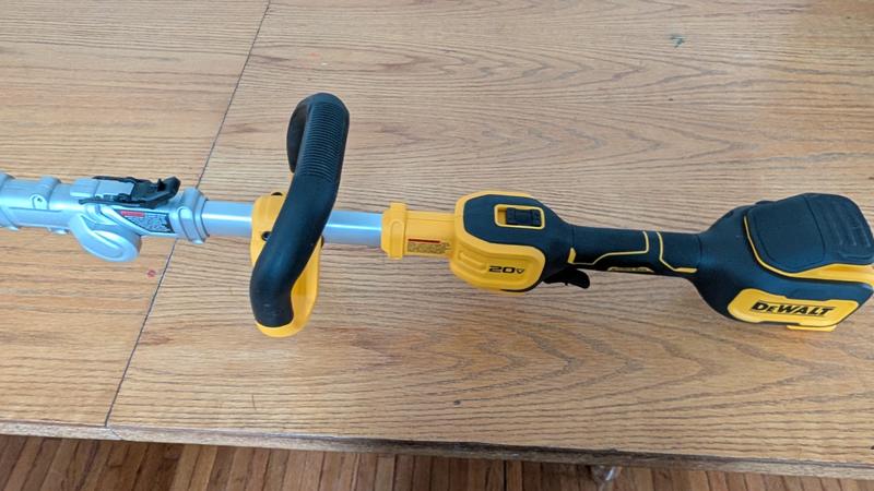 D handle and safety clasp