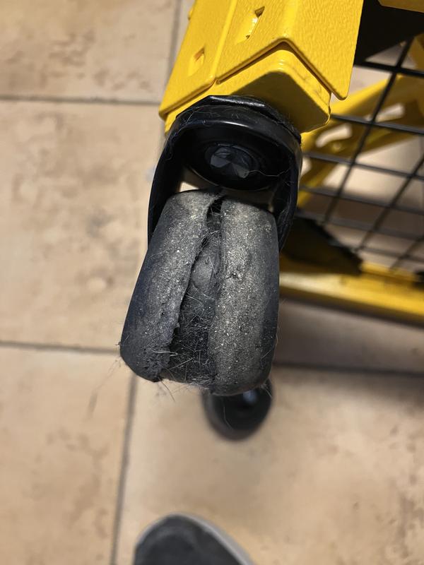 Dewalt stool on sale on wheels