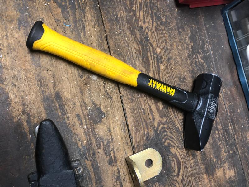 Dewalt 4 lb store sledge hammer