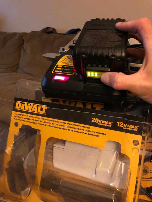 Dewalt 20 volt online battery 3ah