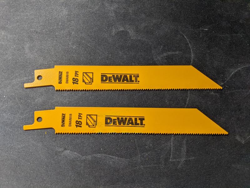 2 saw blades