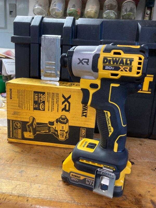 Atornillador De Impacto Dcf845 Dewalt 20v Max Xr 1/4 Driver