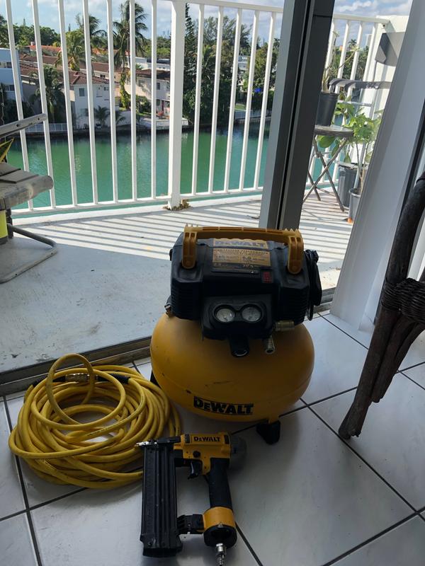 Dewalt air deals compressor combo kit