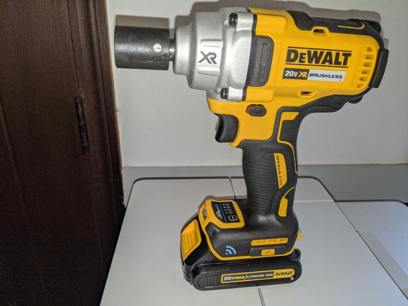 Made in USA Dewalt DCF894HB 1/2 Mid Range Impact Wrench Hog Ring New